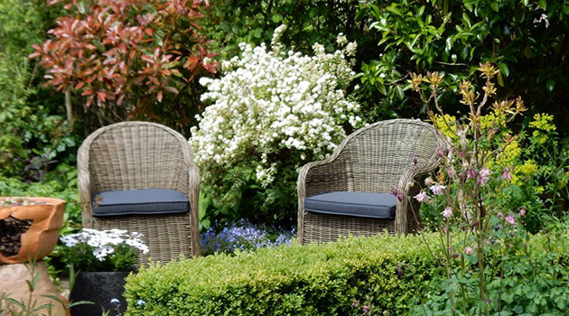 Bridgman-garden-furniture-review-Vivien-Roach